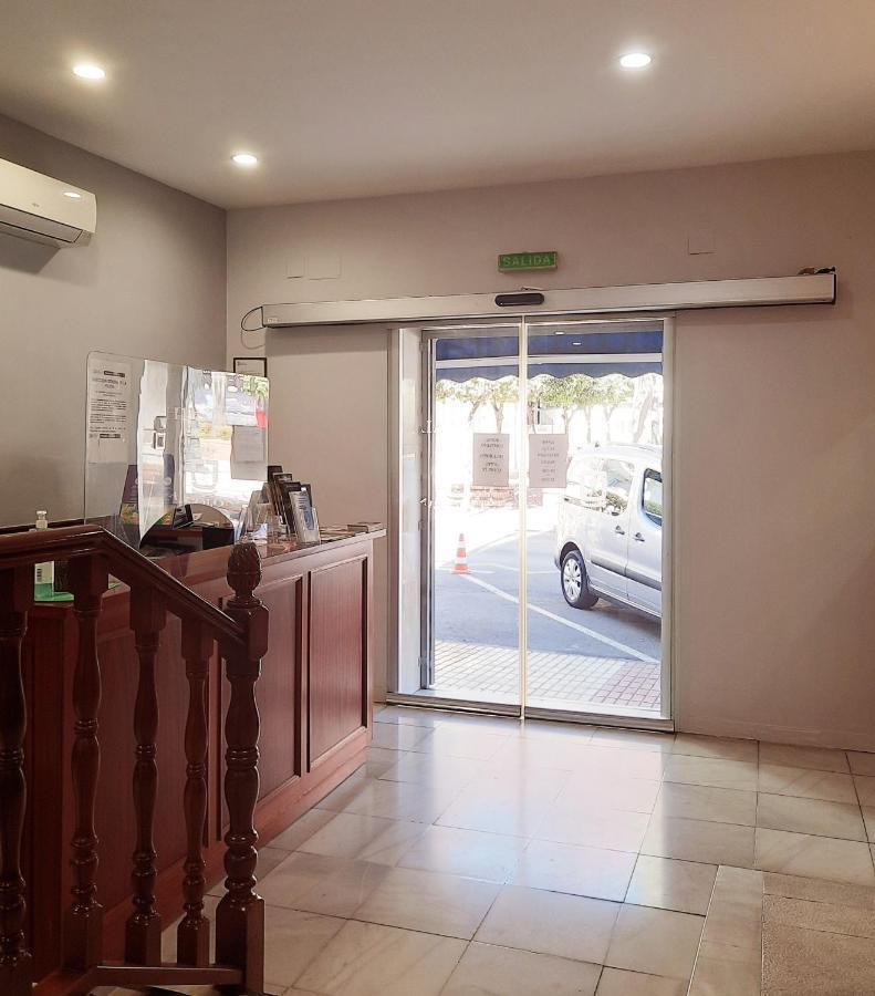 Hostal La Colonia Marbellac Extérieur photo
