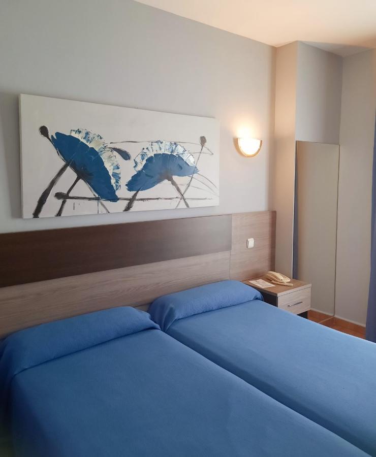 Hostal La Colonia Marbellac Extérieur photo
